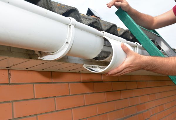 Cost of Gutter Maintenance in Orem