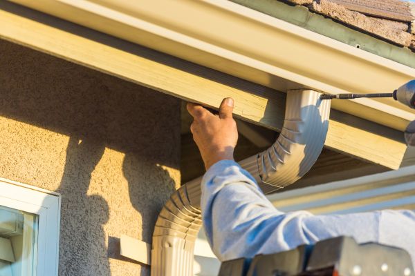 Cost of Aluminum Rain Gutter Service in Orem